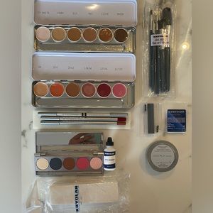 Kryolan 10 piece basic makeup kit